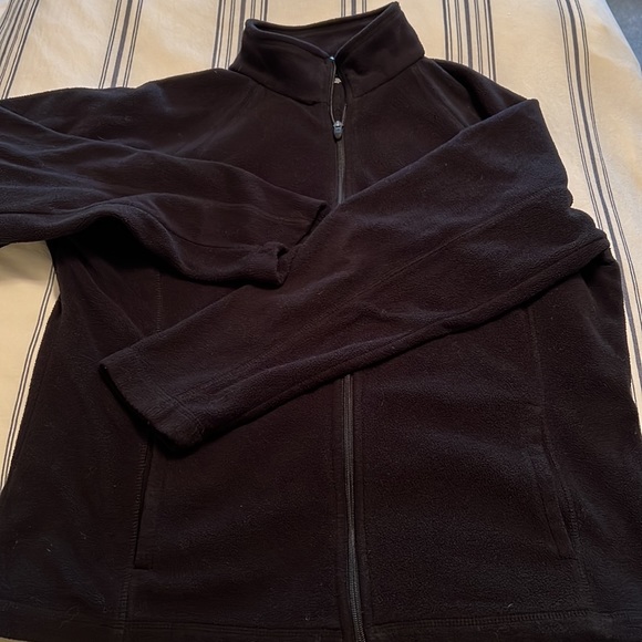 tek gear Jackets & Blazers - Women’s fleece Tek Gear XL with zipper and pockets